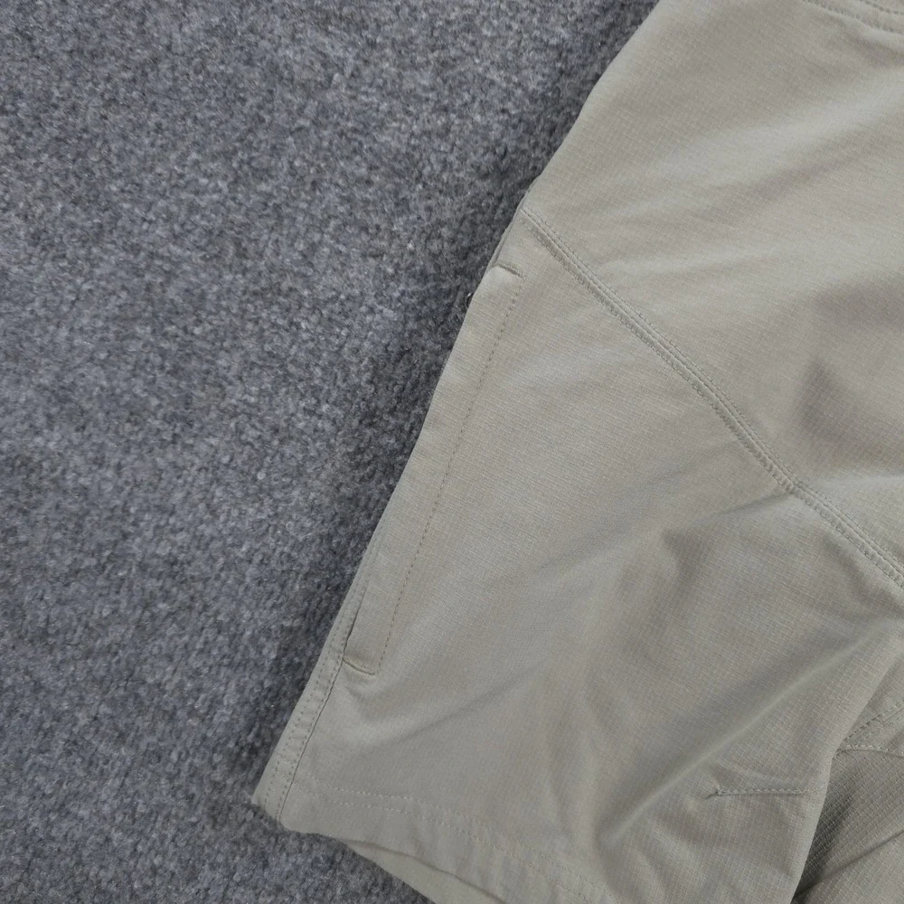 Kuhl Shorts Mens 32 Beige Silencr Kargo Chino Hiking Travel Performance 5230